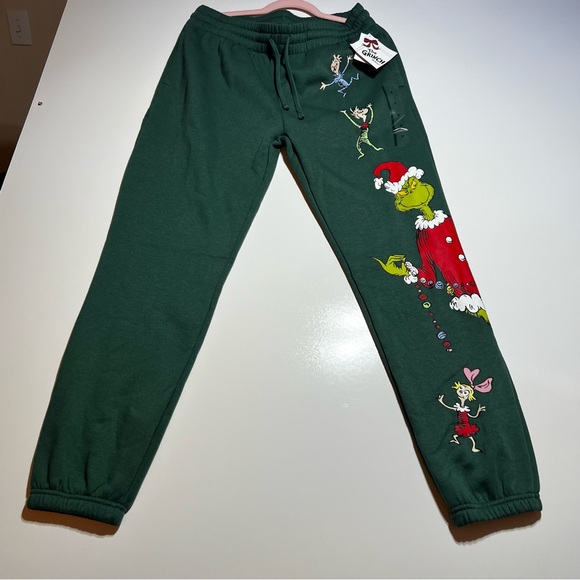 NWT Dr. Seuss Green Grinch Pants- M - Picture 2 of 8
